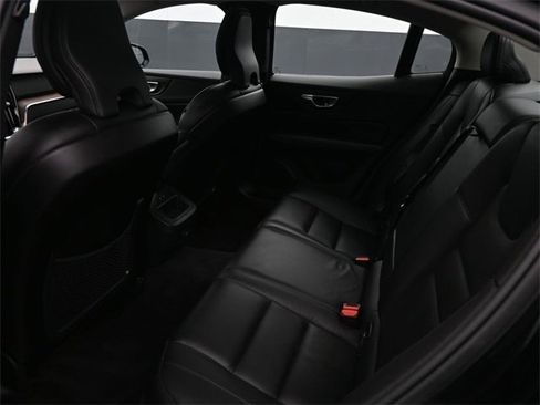 Used 2024 Volvo S60 B5 Plus image 16