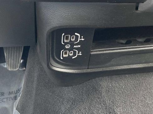 Used 2024 RAM 3500 Big Horn image 33