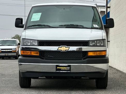 New 2026 Chevrolet Express 2500 w/ Driver Convenience Package RWD image 9