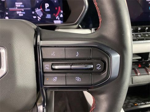 Used 2024 GMC Canyon AT4X image 16