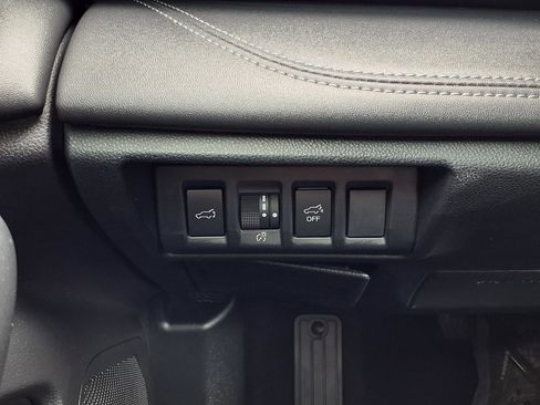 Used 2025 Subaru Outback Limited image 10