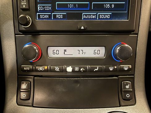 Used 2006 Chevrolet Corvette Coupe w/ Preferred Equipment Group RWD image 29