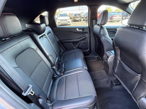 Used 2024 Ford Escape ST-Line w/ Tech Pack #1 AWD/4WD image 15
