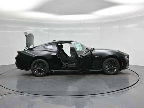 New 2026 Ford Mustang GT image 4