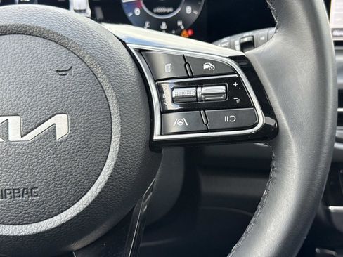 Used 2024 Kia Seltos EX image 8