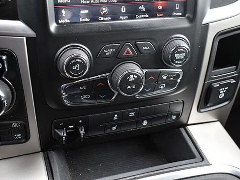 Used 2018 RAM 1500 SLT image 24