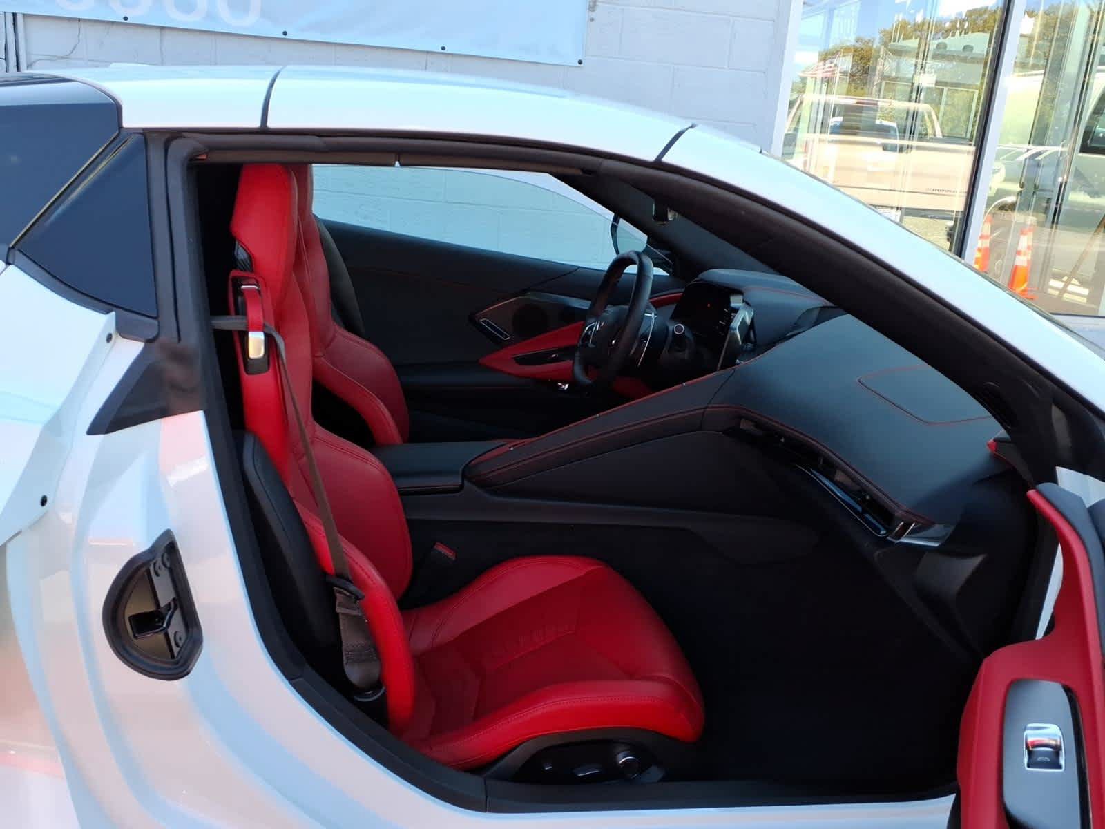 Used 2023 Chevrolet Corvette Stingray Preferred Conv w/ Z51 Performance Package RWD image 18
