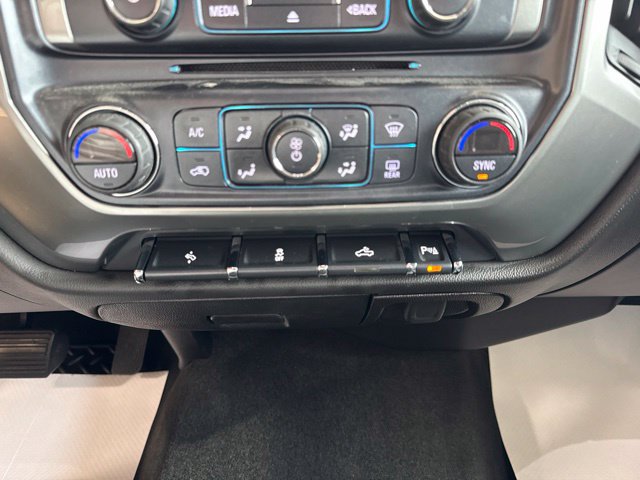 Used 2018 Chevrolet Silverado 2500 LT w/ All Star Edition AWD/4WD image 21