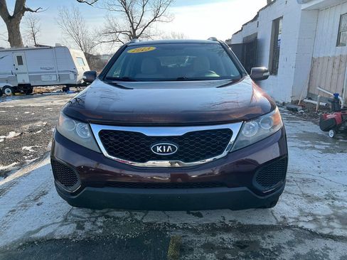 Used 2013 Kia Sorento LX AWD/4WD image 2