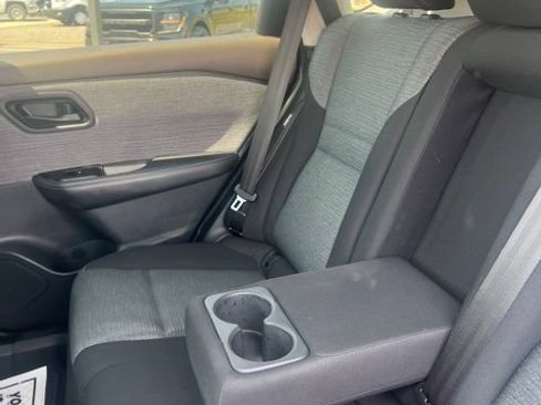 Used 2021 Nissan Rogue S AWD/4WD image 14