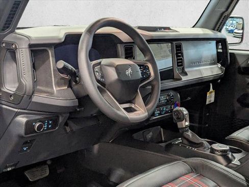 New 2025 Ford Bronco 2-Door image 3