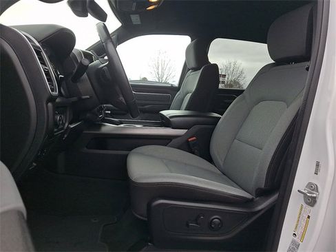 Used 2023 RAM 1500 Big Horn image 13