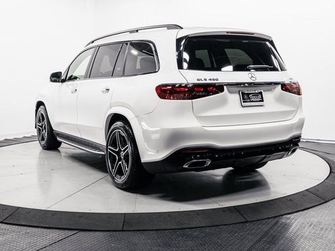 Certified 2026 Mercedes-Benz GLS 450 4MATIC image 32
