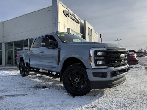 Used 2024 Ford F250 Lariat w/ Lariat Ultimate Package image 8