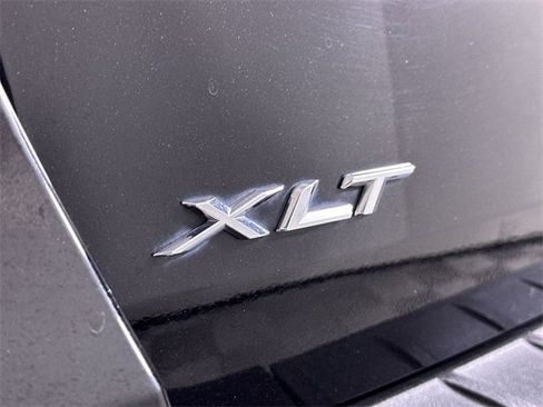 Used 2021 Ford Explorer XLT w/ Equipment Group 202A image 33