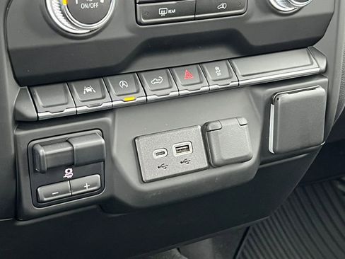 New 2024 GMC Sierra 1500 Pro w/ Pro Value Package image 24