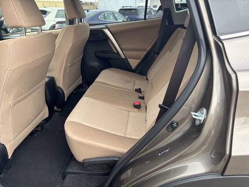 Used 2013 Toyota RAV4 XLE image 10