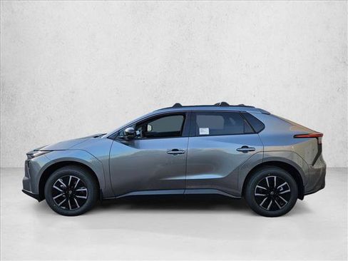New 2026 Toyota bZ FWD image 5