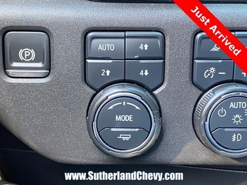 Used 2024 Chevrolet Silverado 1500 High Country w/ Technology Package image 26