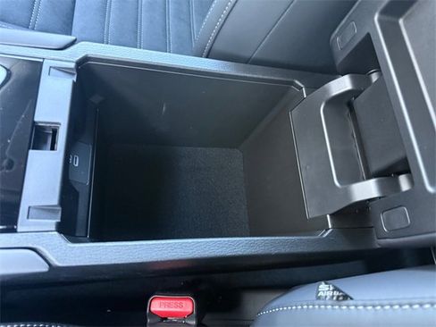 New 2026 Mitsubishi Outlander SE image 22