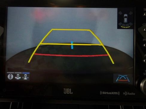 Used 2021 Toyota RAV4 Limited image 27