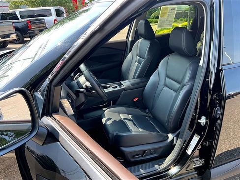 Used 2023 Nissan Rogue SV w/ SV Premium B Package AWD/4WD image 10