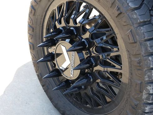 Used 2025 GMC Sierra 3500 Denali Ultimate AWD/4WD image 6