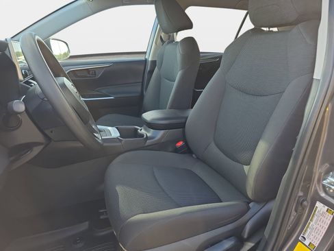 Used 2025 Toyota RAV4 LE image 14