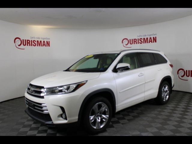 Used 2017 Toyota Highlander Limited w/ Protection Package #3 AWD/4WD image 2