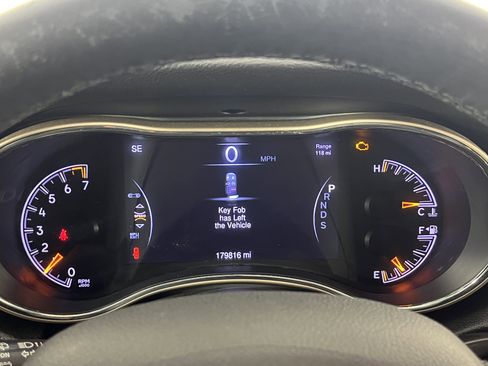 Used 2014 Jeep Grand Cherokee Limited w/ Luxury Group II image 13