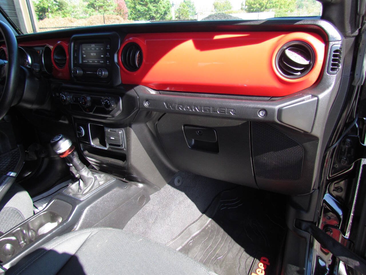 Used 2021 Jeep Wrangler Unlimited Sport AWD/4WD image 18