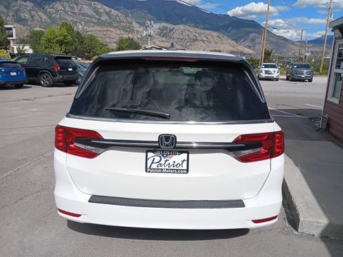 Used 2023 Honda Odyssey EX-L image 4