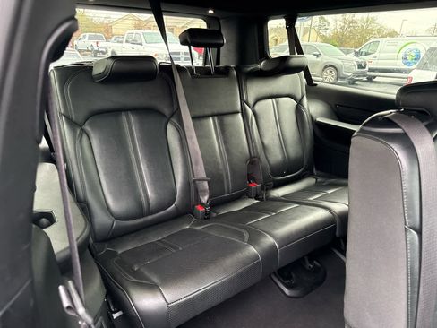 Used 2023 Jeep Wagoneer L Series II image 7