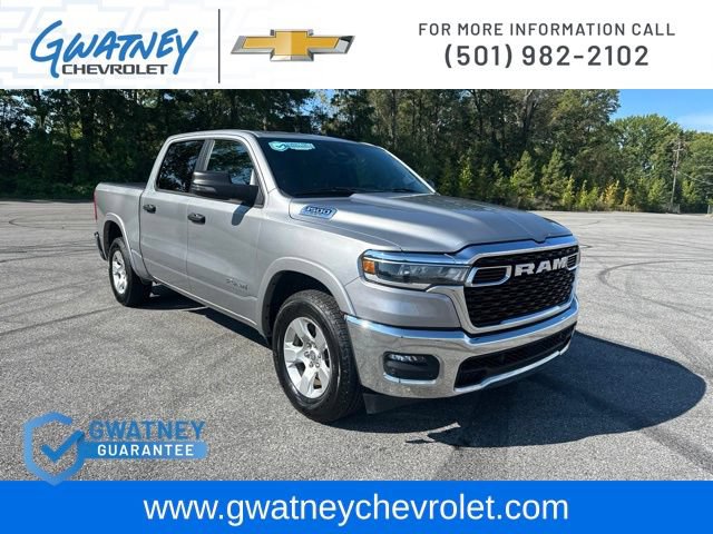 Used 2025 RAM 1500 Big Horn AWD/4WD image 3