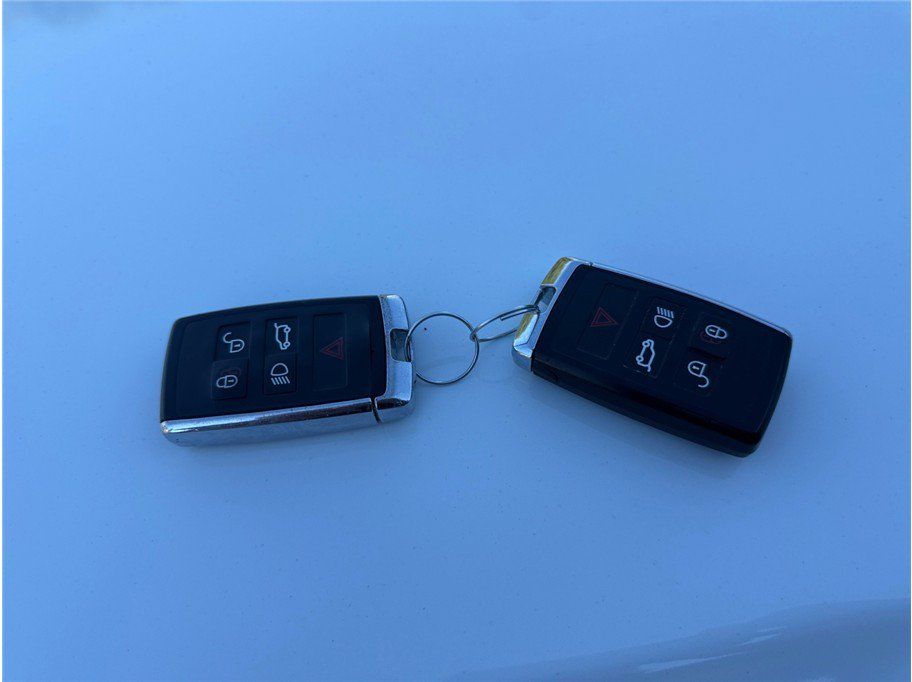 Used 2018 Land Rover Range Rover HSE AWD/4WD image 49