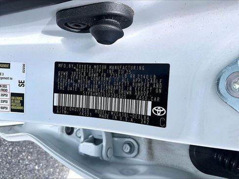 Used 2025 Toyota Corolla LE FWD image 36