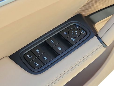 New 2026 Porsche Cayenne AWD/4WD image 26