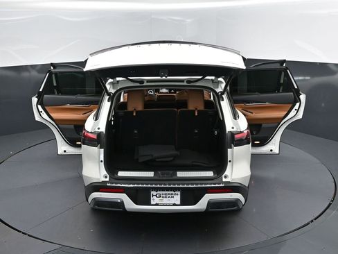 Used 2023 INFINITI QX60 Sensory w/ Vision Package AWD/4WD image 46