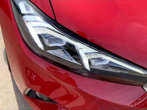 Used 2024 BMW 330i Sedan w/ Convenience Package image 26