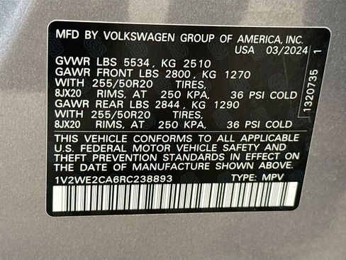 Used 2024 Volkswagen Atlas Cross Sport SE image 32