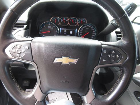 Used 2019 Chevrolet Tahoe LT image 30