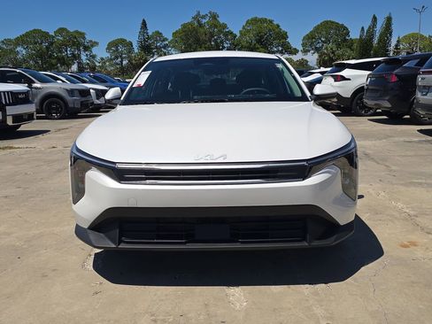 New 2026 Kia K4 FWD image 3