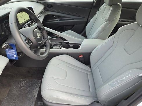 New 2026 Hyundai Elantra Limited image 10