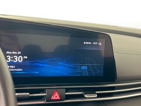 Used 2023 Hyundai Elantra SEL w/ Convenience Package image 15