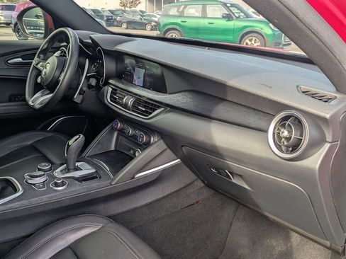 Used 2023 Alfa Romeo Stelvio Sprint AWD/4WD image 26