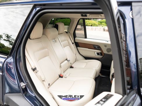 Used 2018 Land Rover Range Rover Supercharged image 18