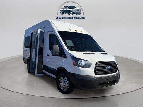 Used 2019 Ford Transit 350 XL image 5