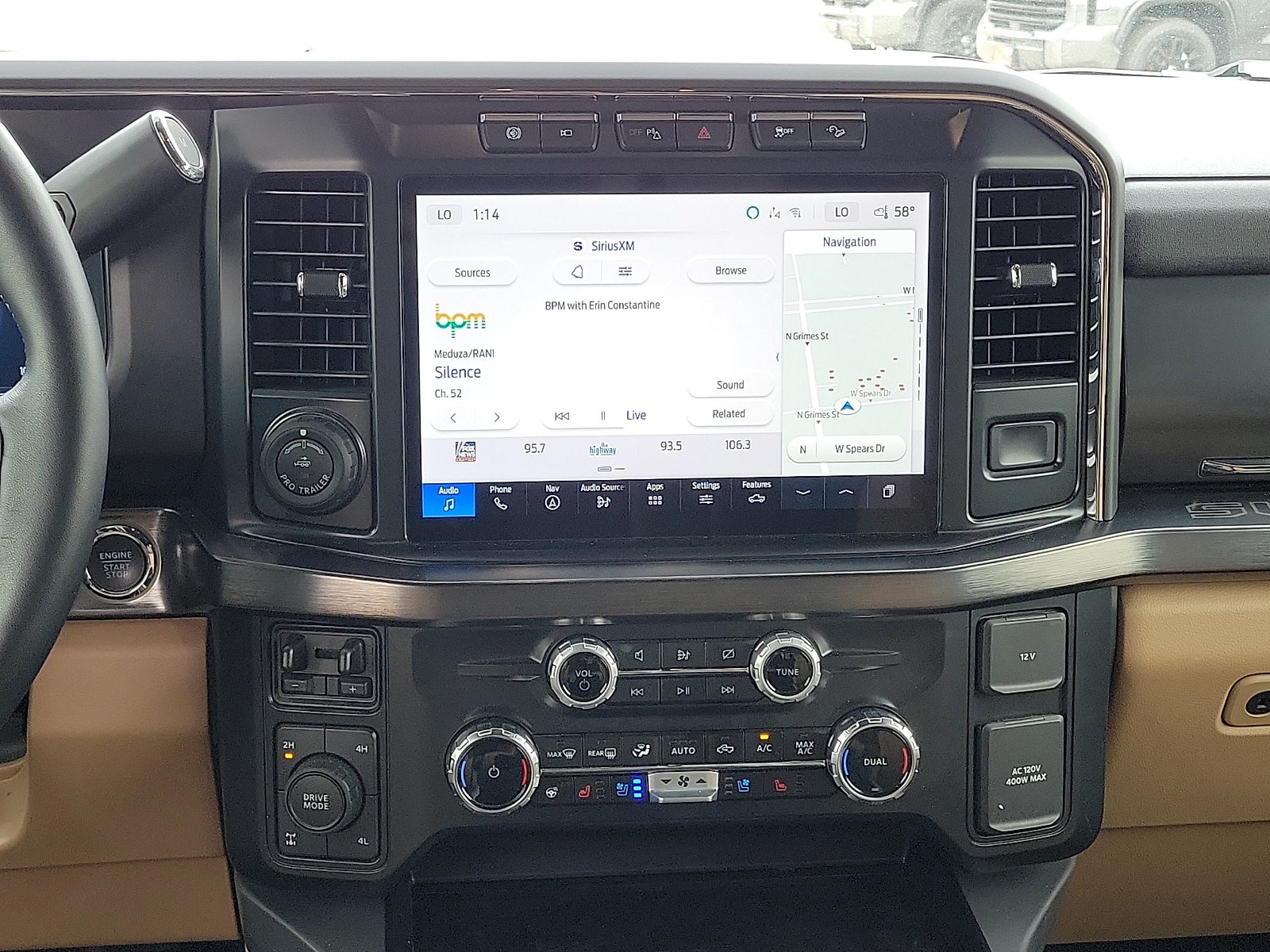 Used 2024 Ford F250 Lariat w/ Lariat Ultimate Package AWD/4WD image 10