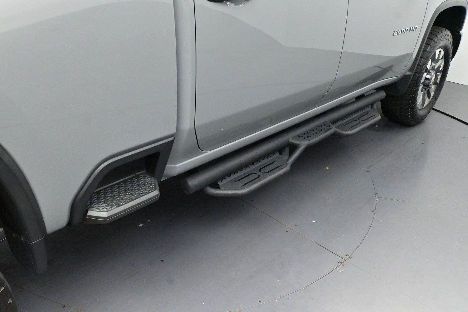 Used 2024 Chevrolet Silverado 2500 Custom w/ Custom Convenience Package AWD/4WD image 9