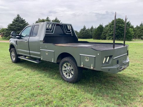 Used 2019 Ford F250 XLT w/ XLT Premium Package AWD/4WD image 5